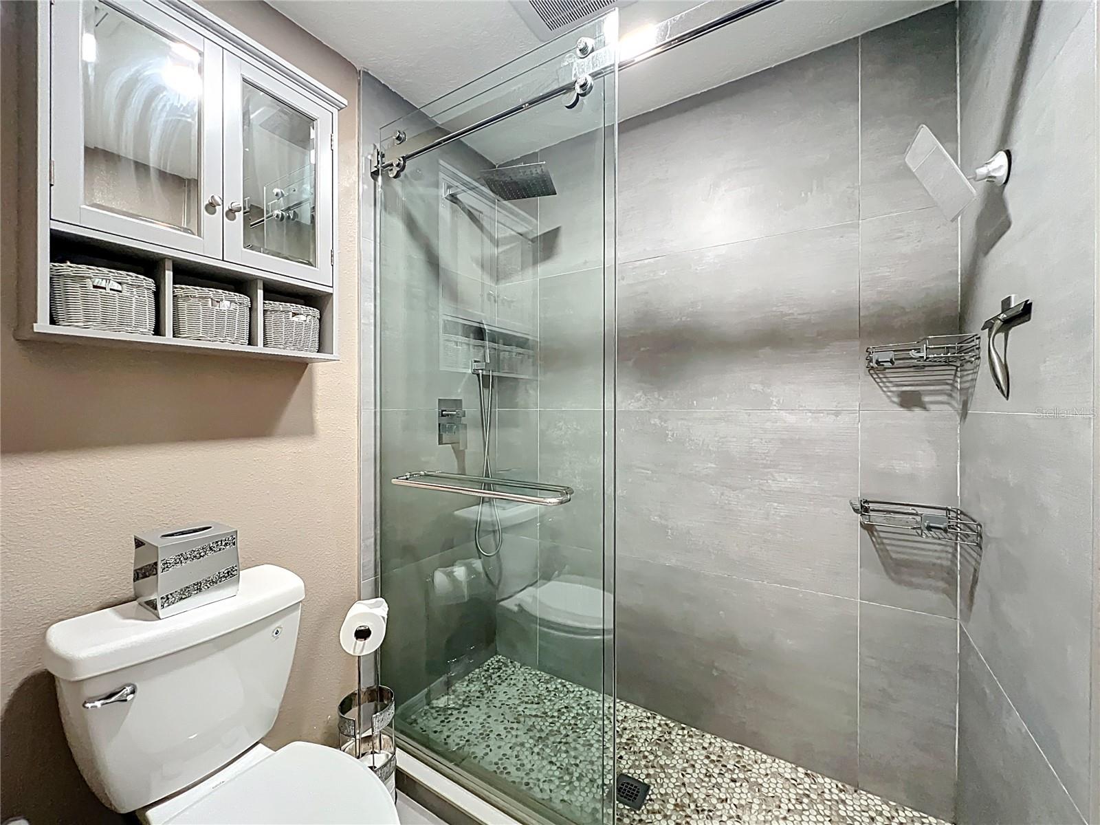 CURRY FORD WOODS - Residential