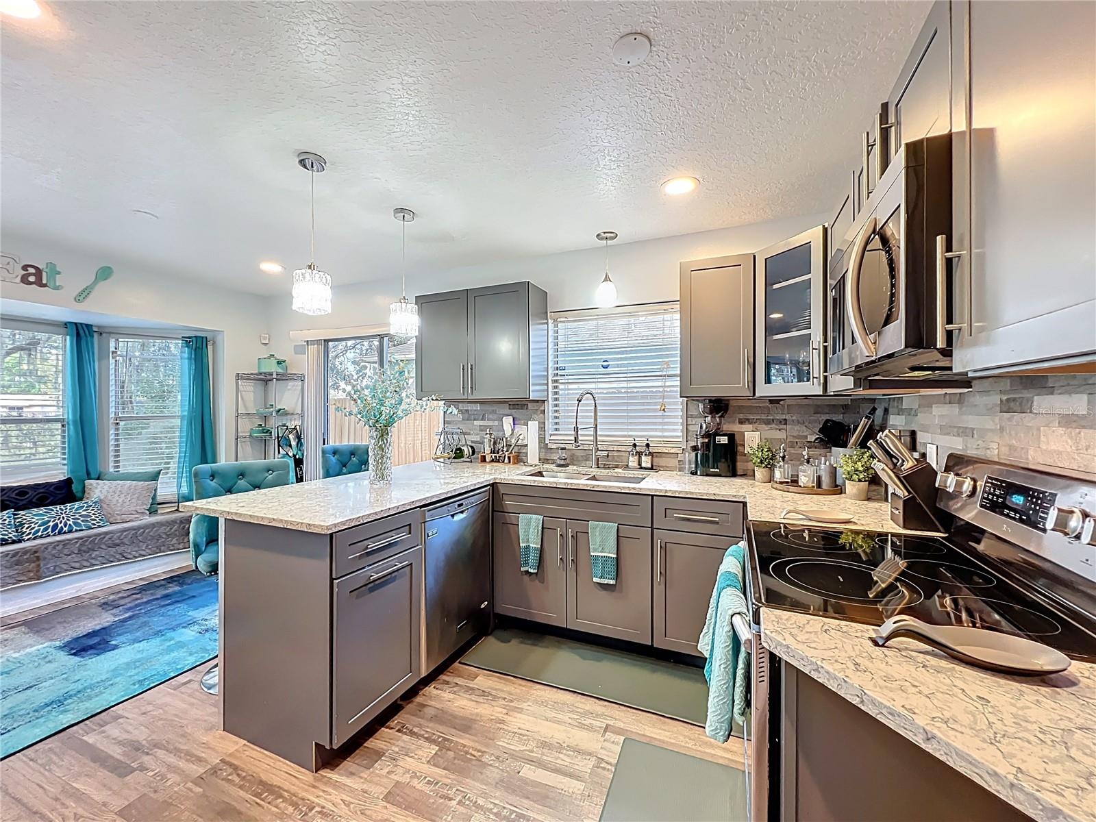 CURRY FORD WOODS - Residential