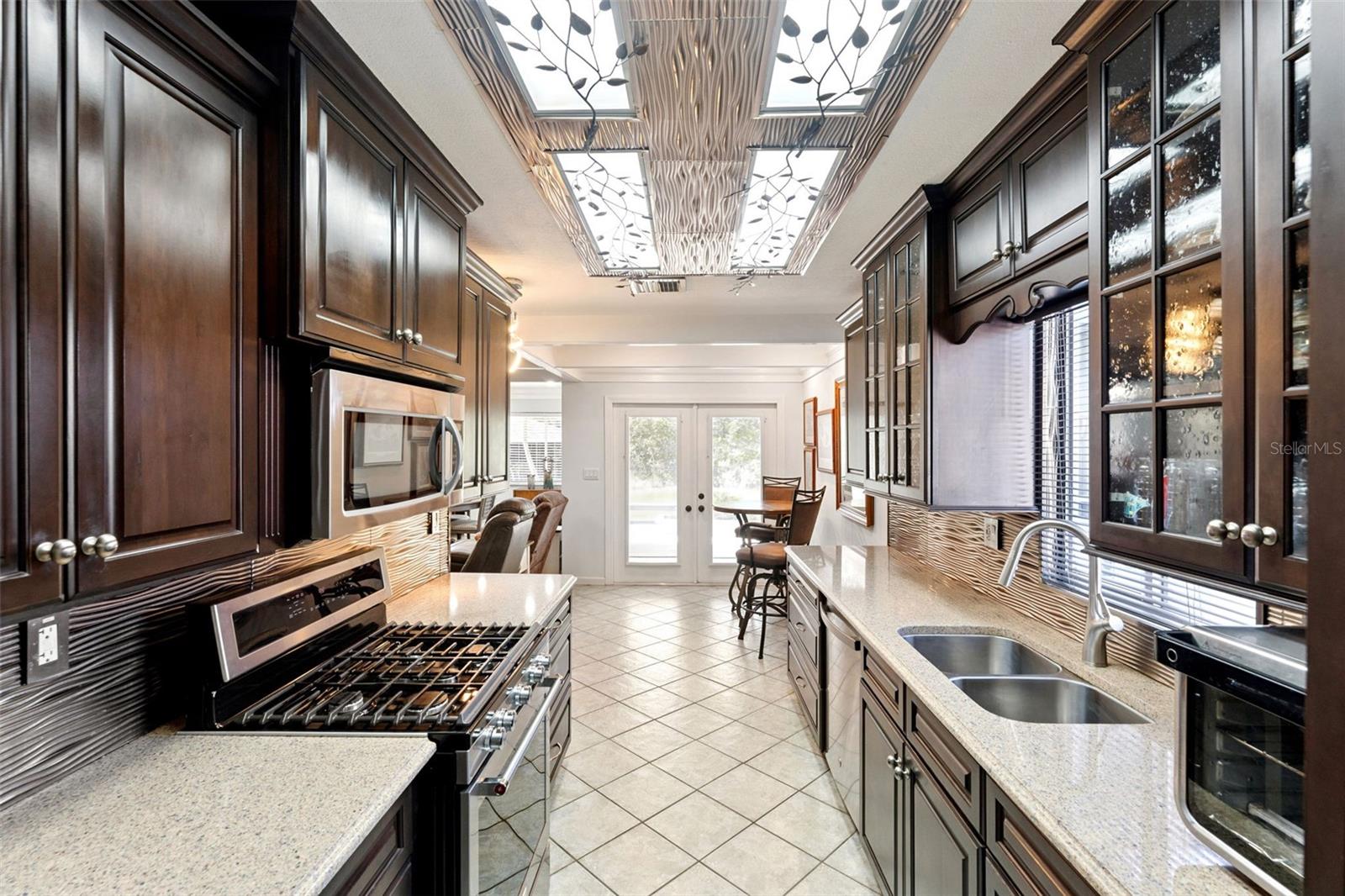 LAKE HARRIS SHORES UN #1 - Residential