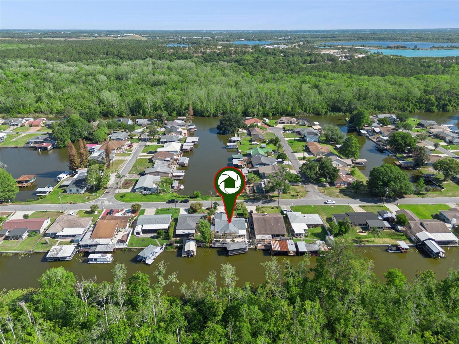 LAKE HARRIS SHORES UN #1 - Residential