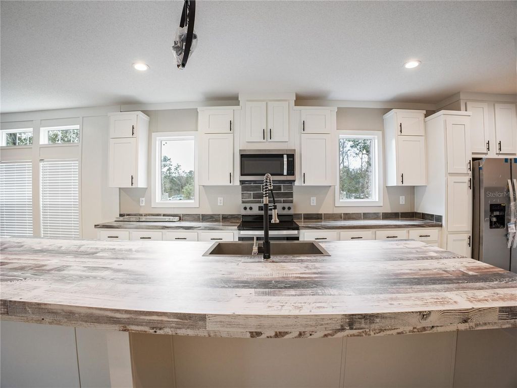 Photo of 45 Kelly Ridge Road, Frostproof, FL 33843 (MLS # K4903214)