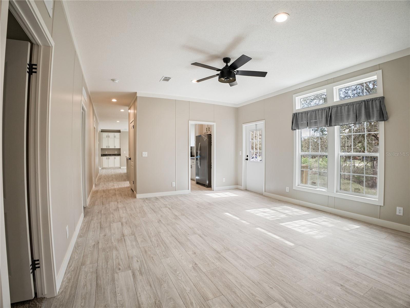 OAKRIDGE ESTATE - Residential