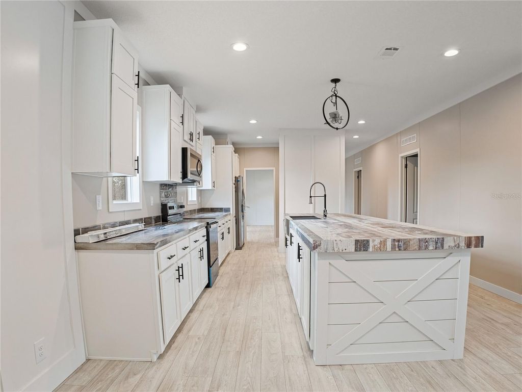 Photo of 45 Kelly Ridge Road, Frostproof, FL 33843 (MLS # K4903214)