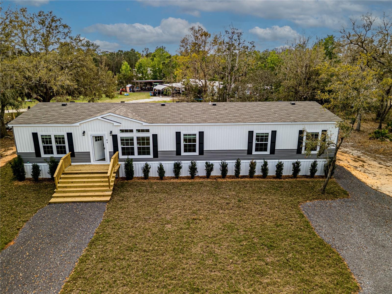 OAKRIDGE ESTATE - Residential