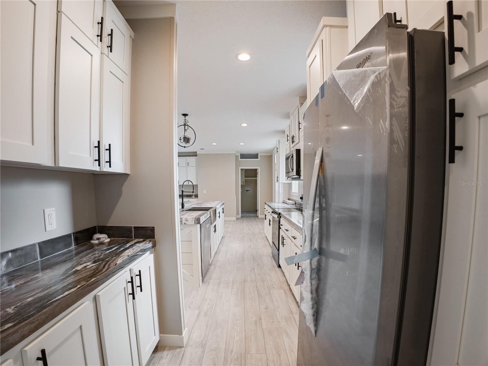 OAKRIDGE ESTATE - Residential