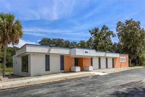 901 N GROVE ST  / SR 19 EUSTIS FL 32726