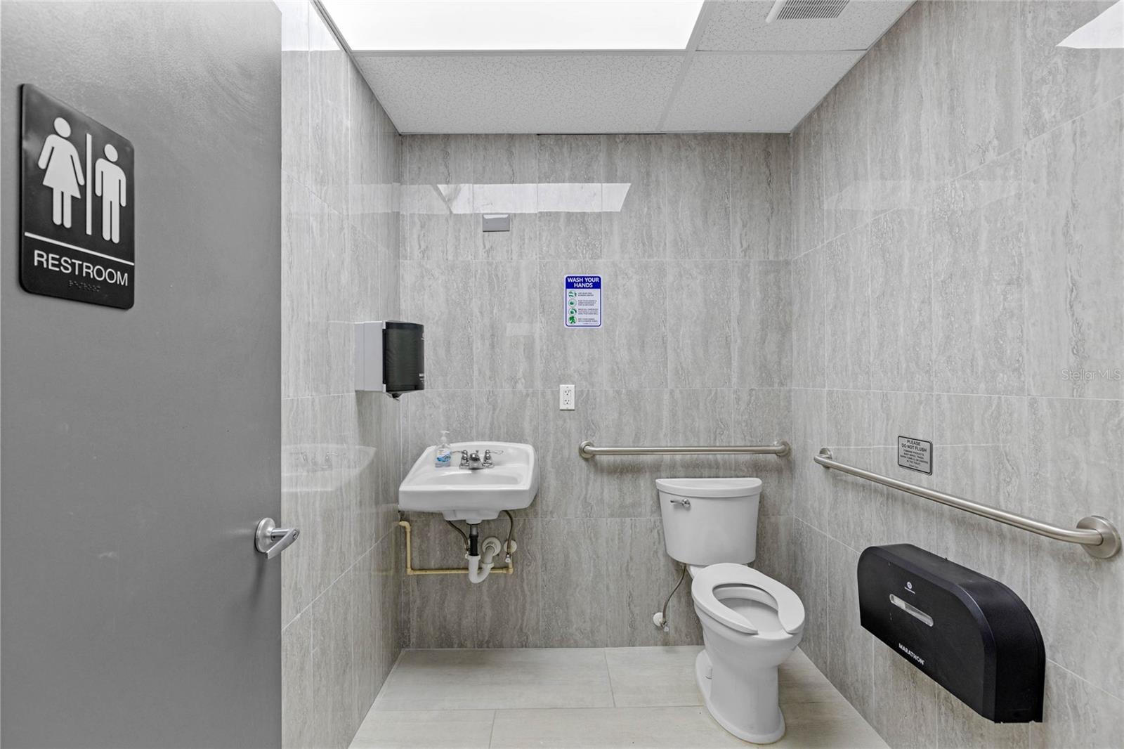 EUSTIS NORTHSHORE - Commercial Sale