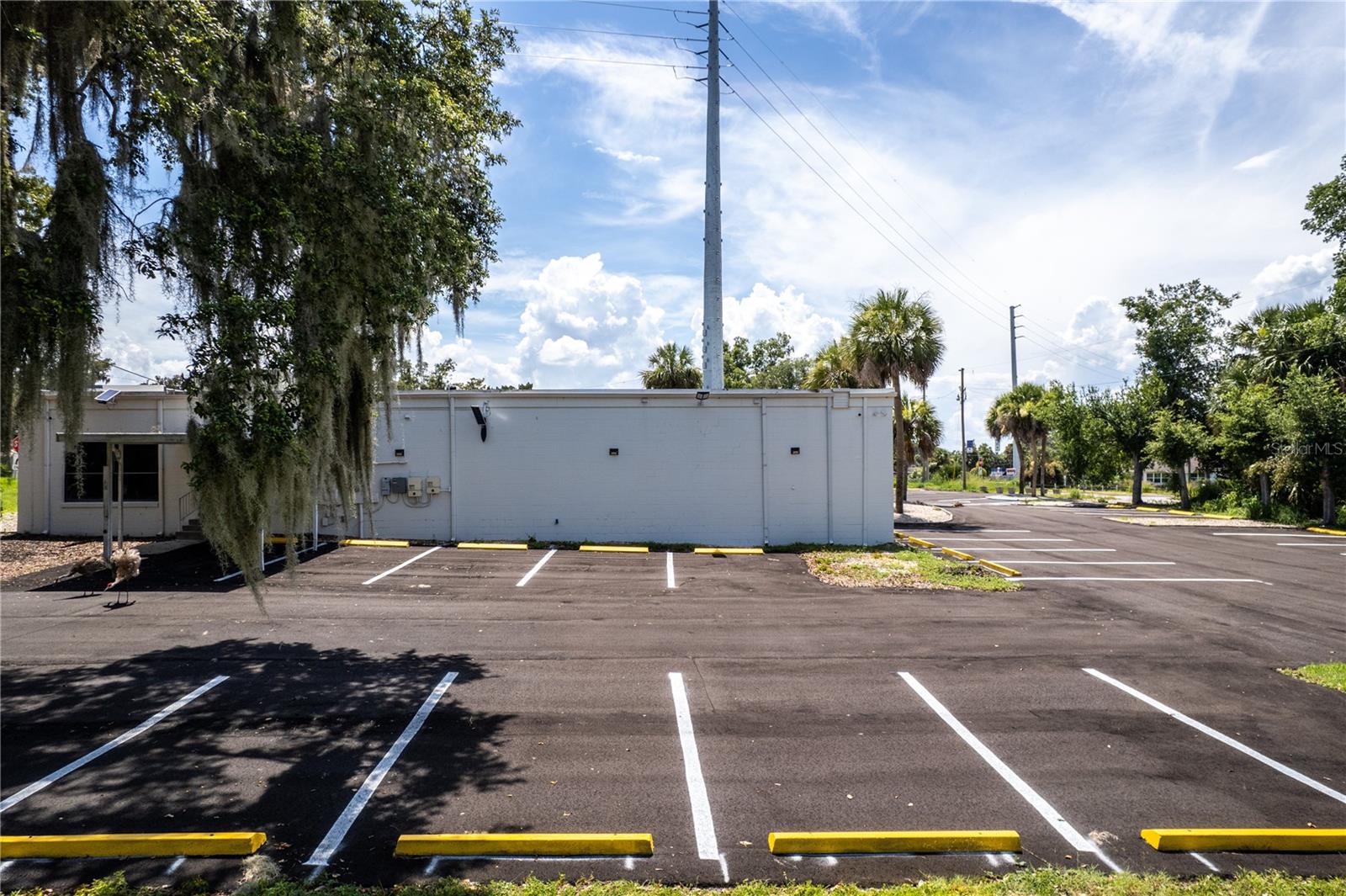 EUSTIS NORTHSHORE - Commercial Sale