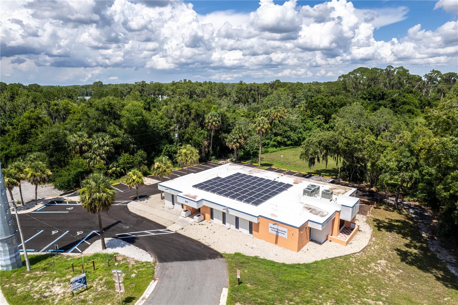 EUSTIS NORTHSHORE - Commercial Sale