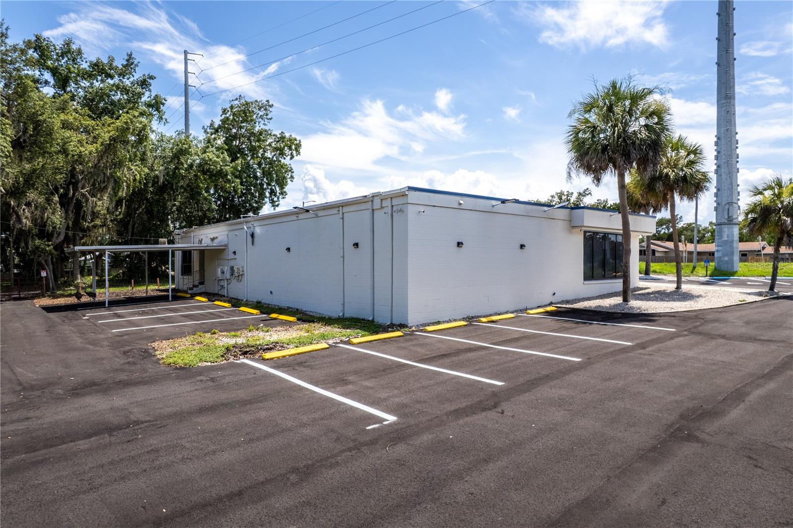EUSTIS NORTHSHORE - Commercial Sale