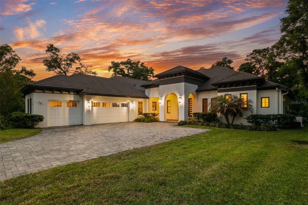 Photo of 1 Stone Gate S, Longwood, FL 32779 (MLS # O6403185)