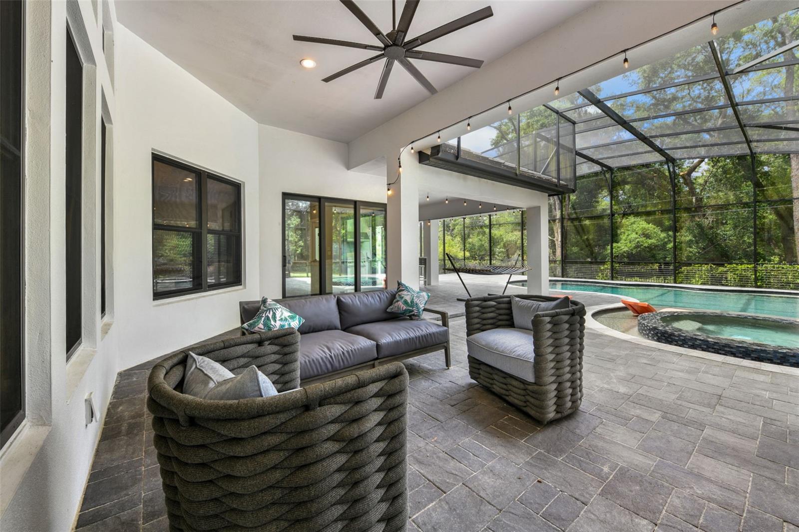 RAVENSBROOK - Residential
