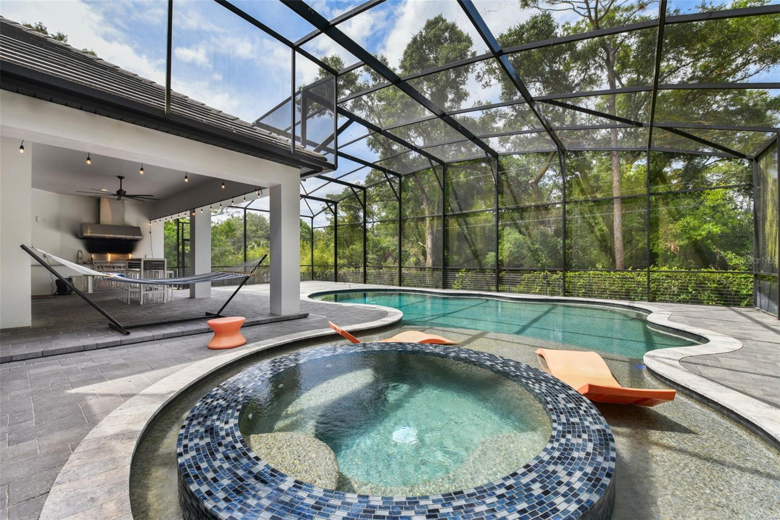 RAVENSBROOK - Residential