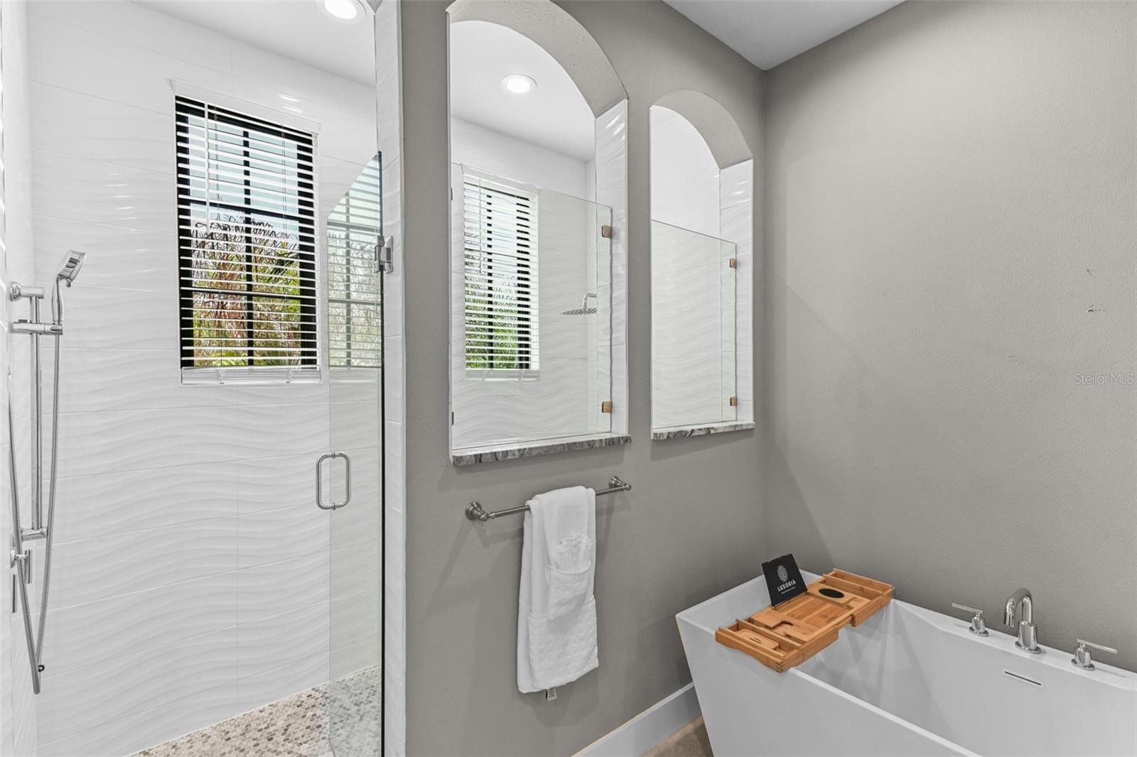 RAVENSBROOK - Residential