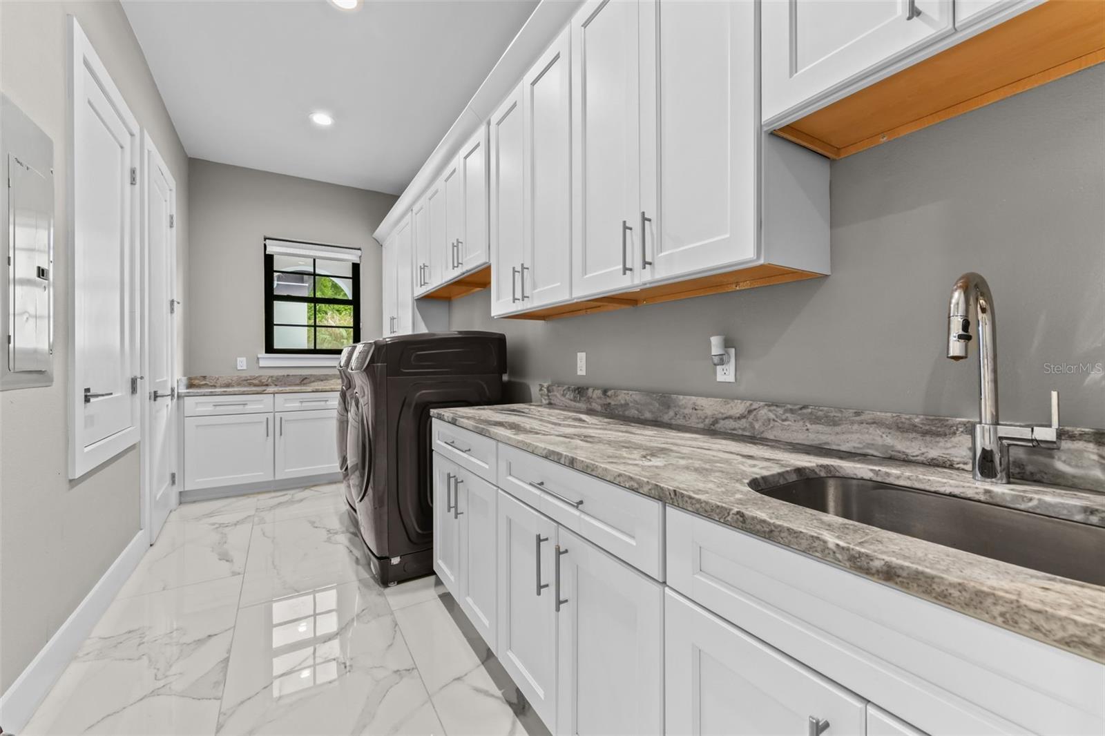 RAVENSBROOK - Residential