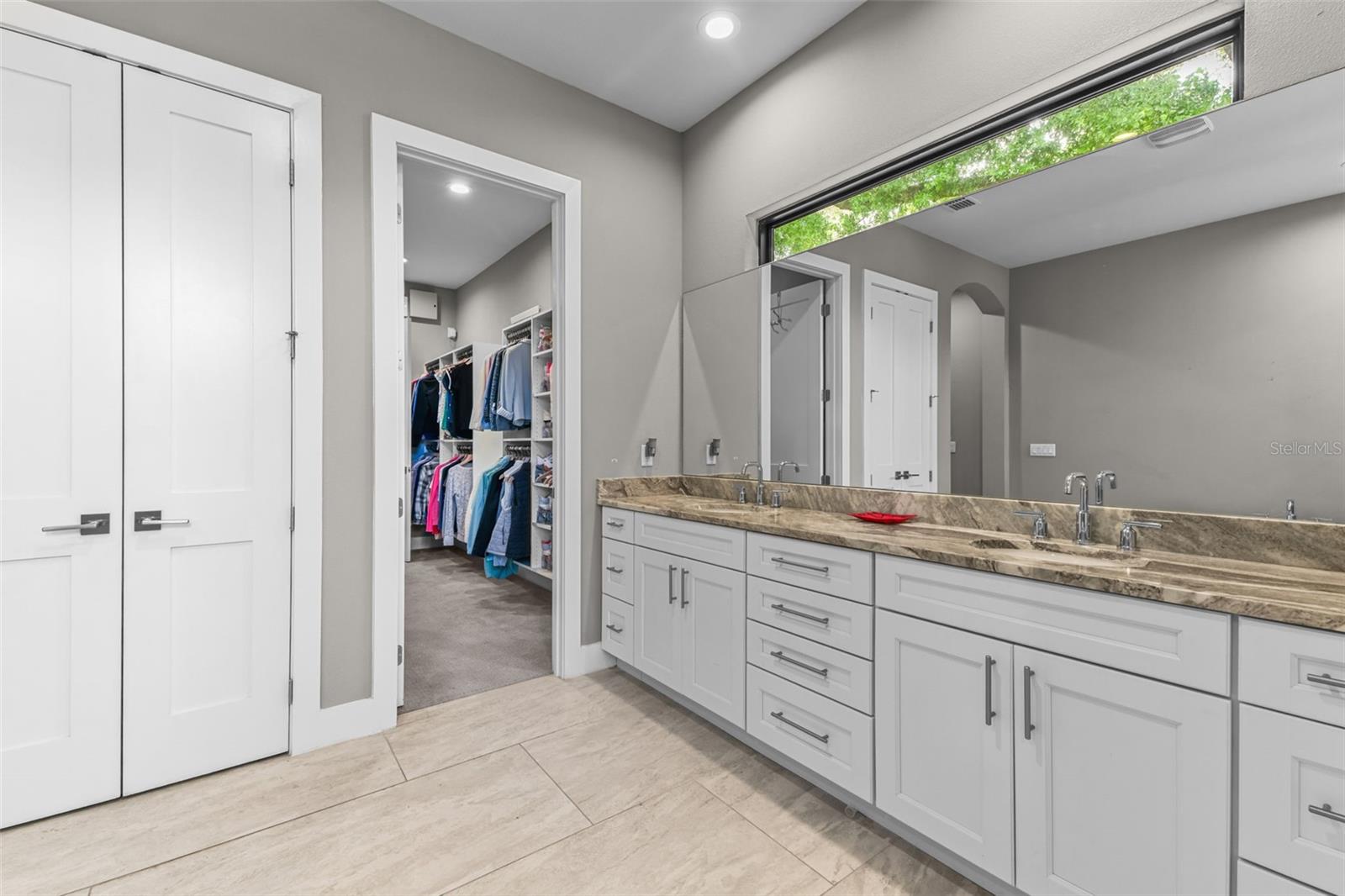 RAVENSBROOK - Residential