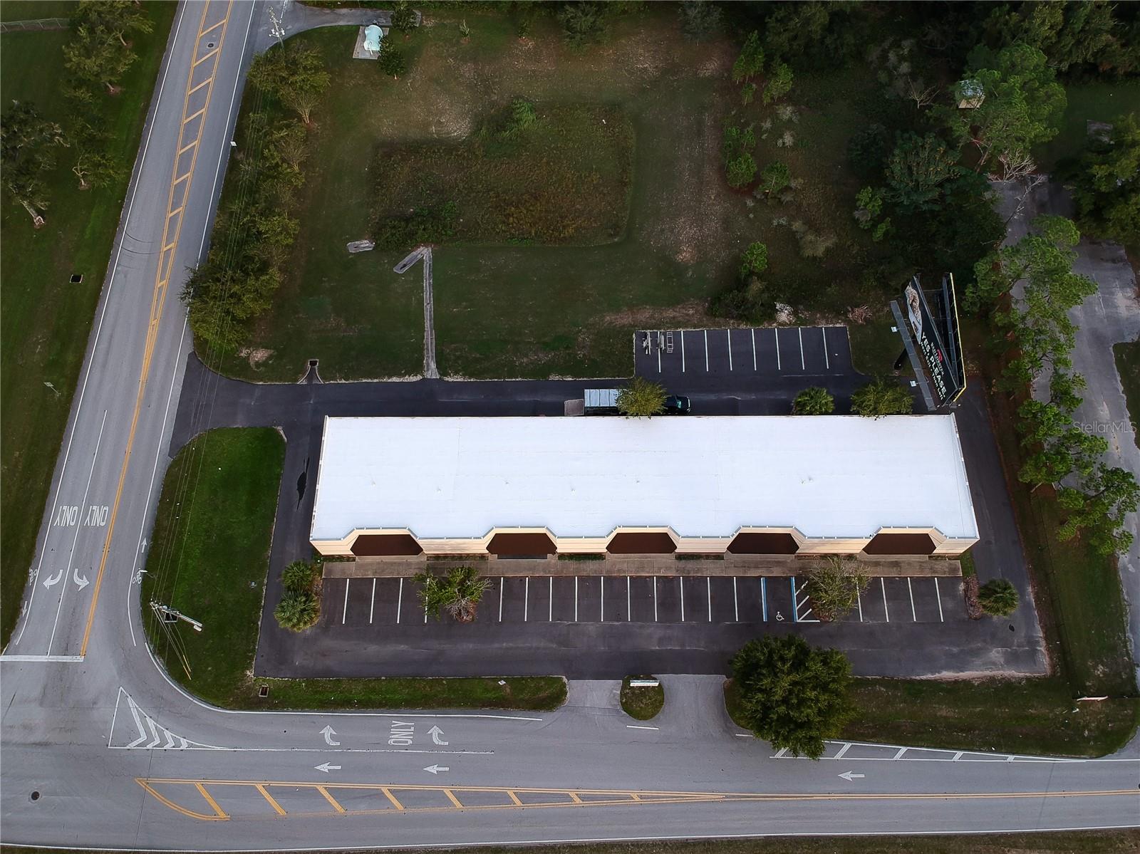 WEST OCALA - Commercial Sale