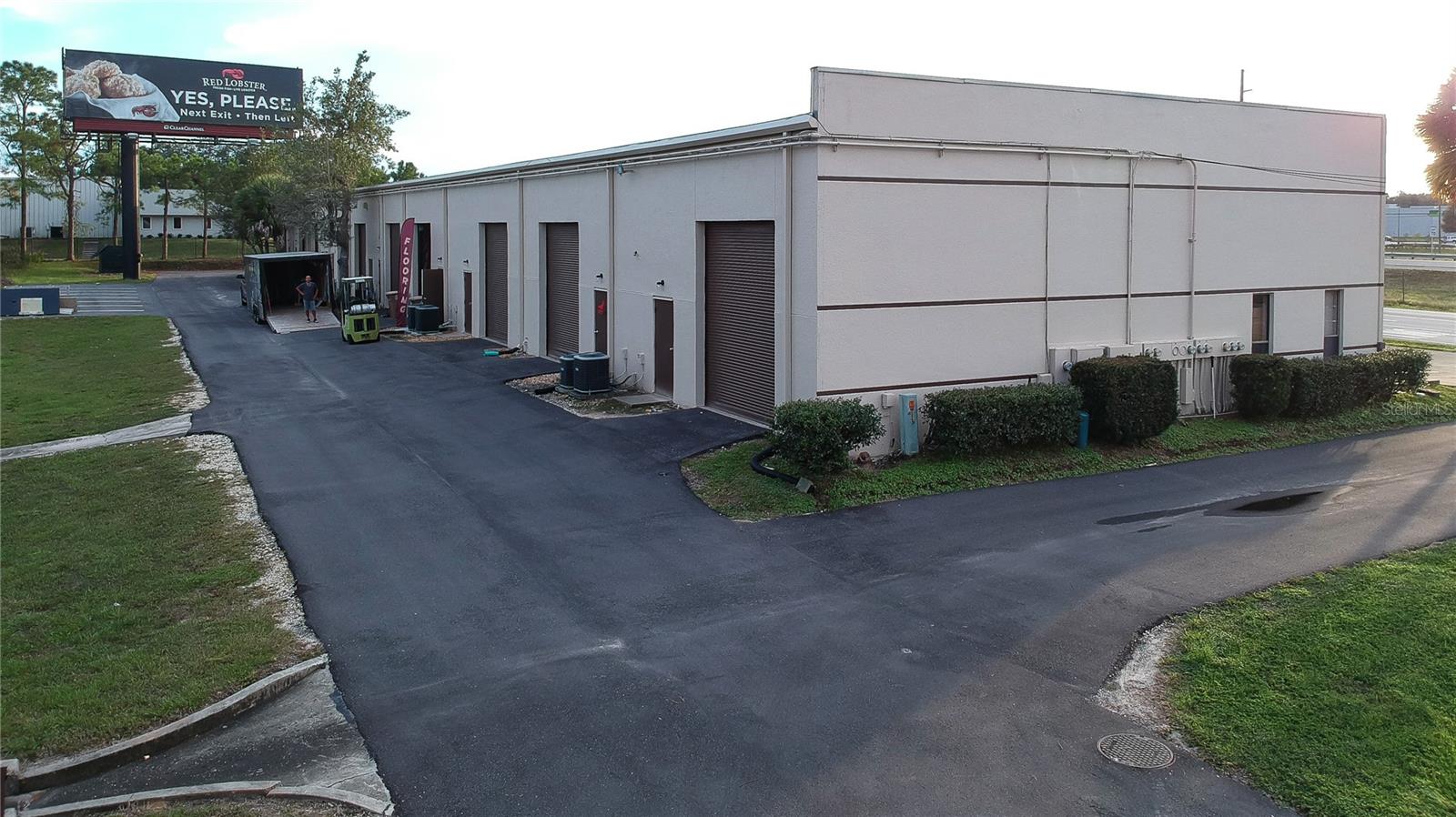 WEST OCALA - Commercial Sale