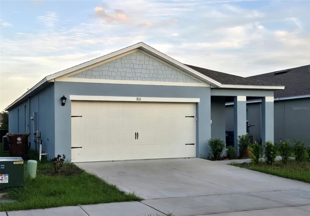 Photo of 1811 Post Oak Drive, Davenport, FL 33837 (MLS # S5138820)