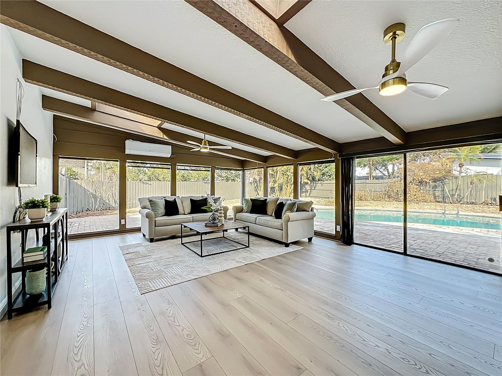 OAKLEIGH - Residential