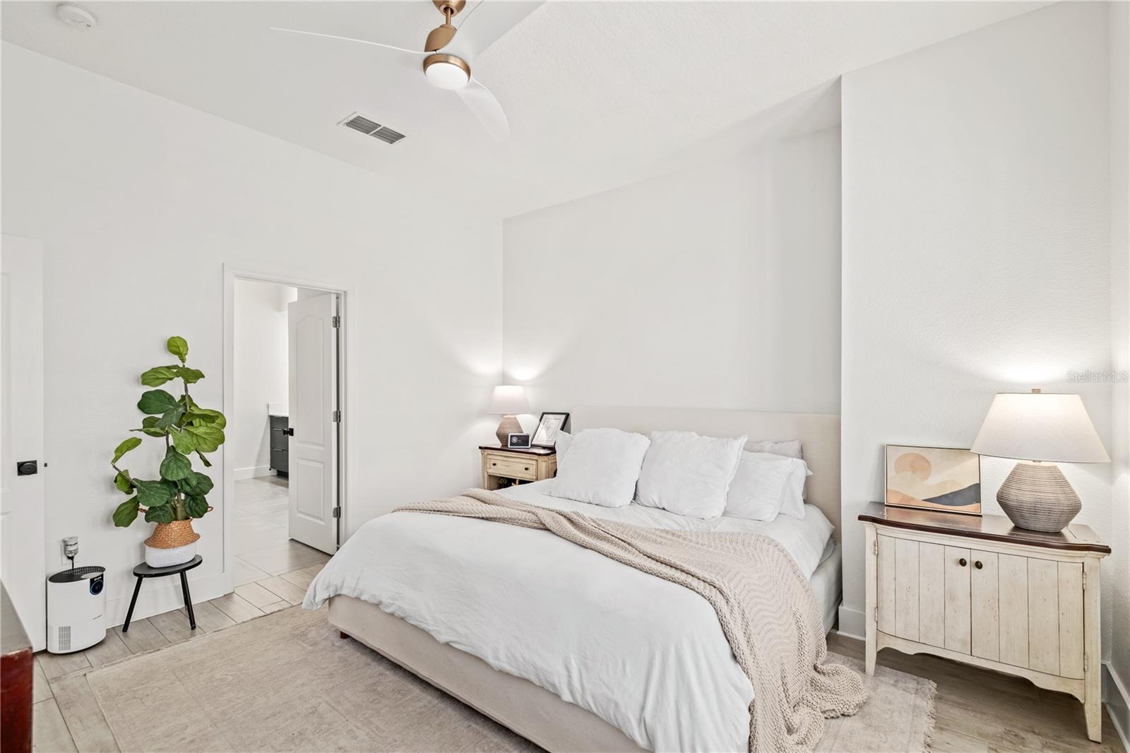 BALDWIN PARK UN 04 - Residential