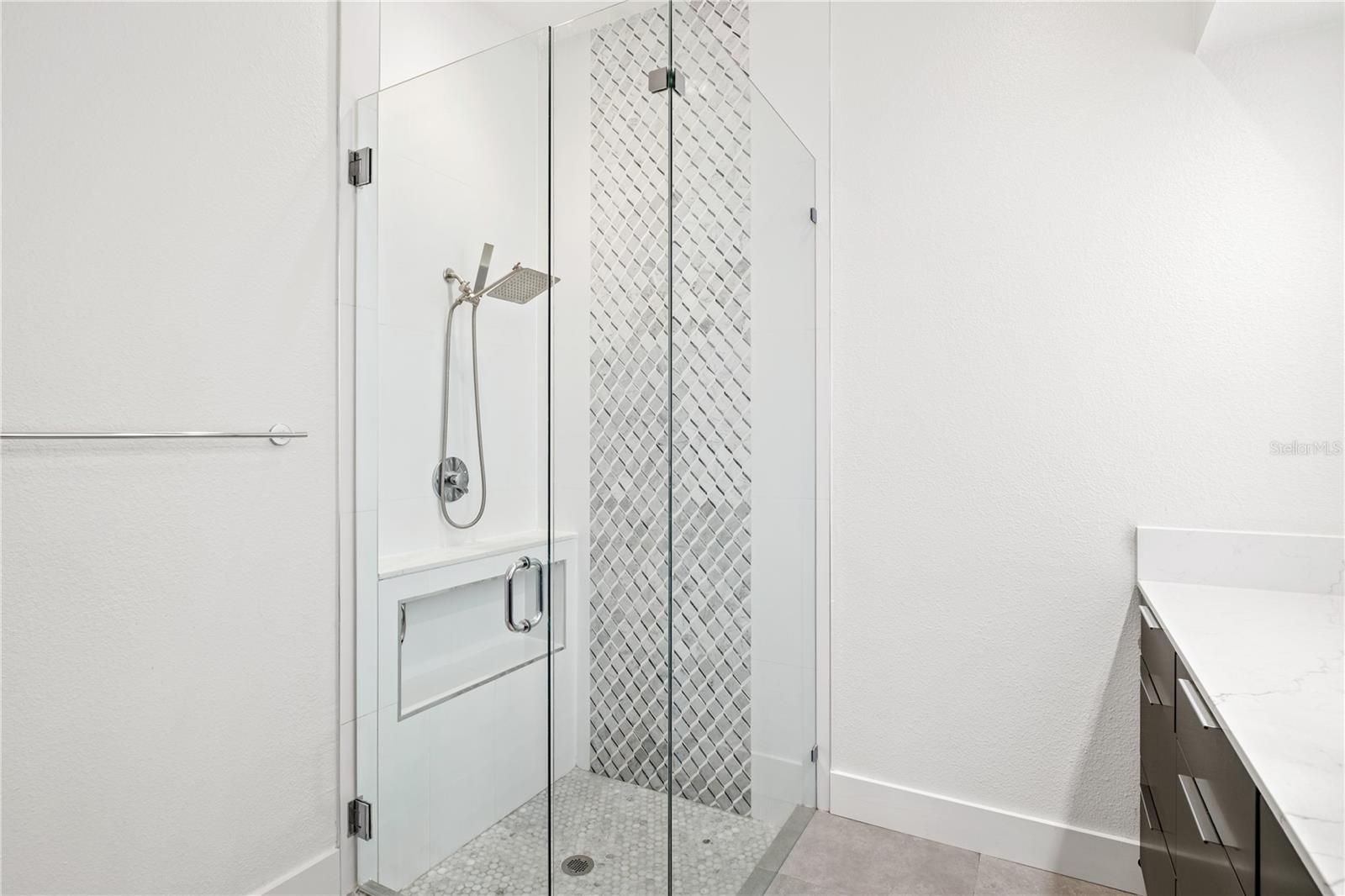 BALDWIN PARK UN 04 - Residential