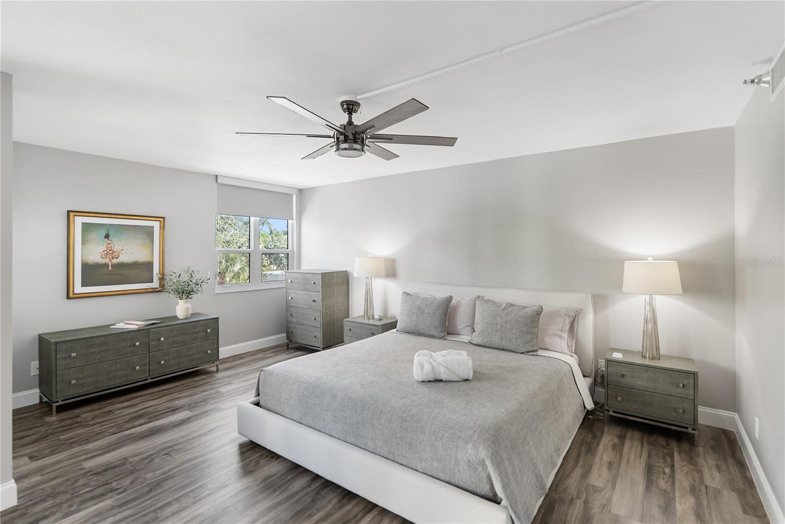 LAWRENCE POINTE II - Residential Lease