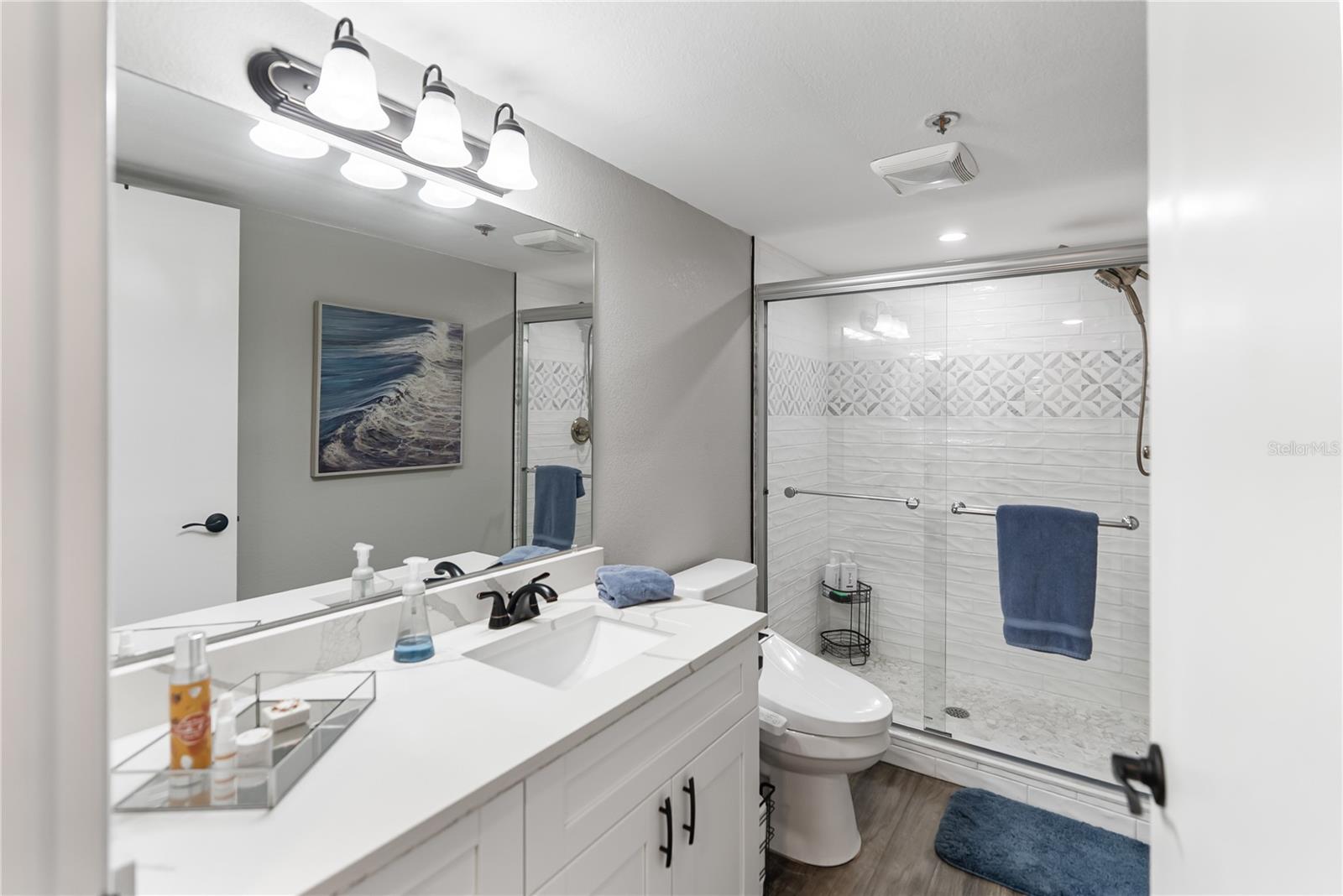 LAWRENCE POINTE II - Residential Lease