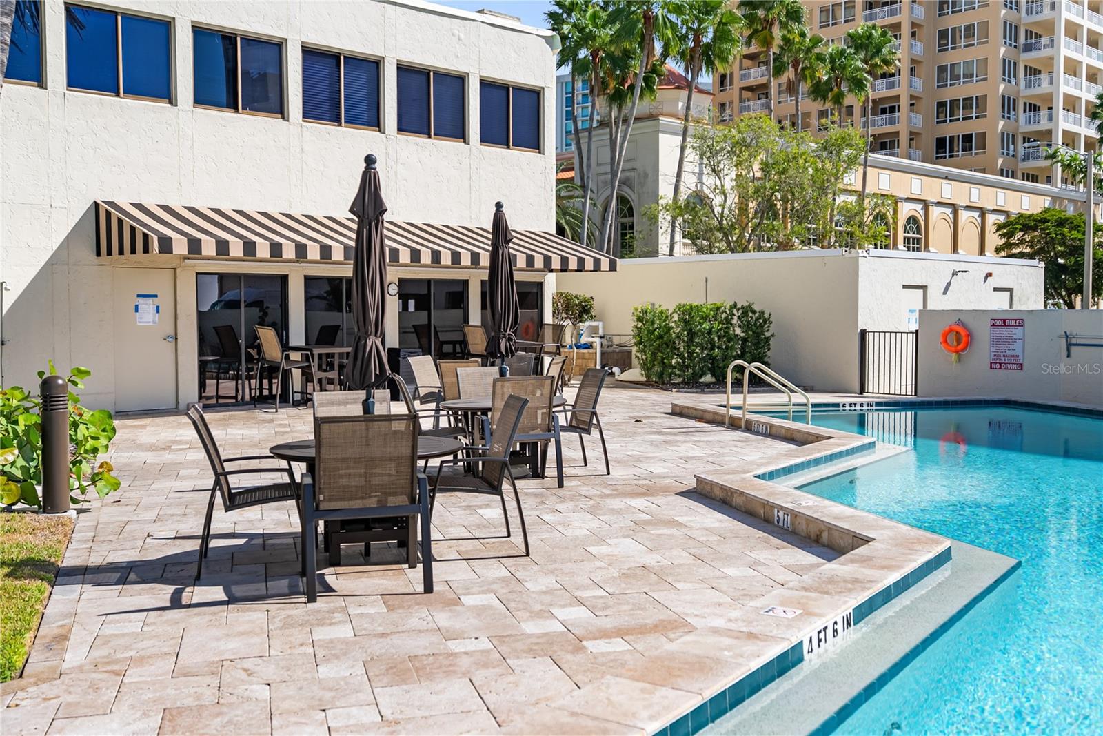 LAWRENCE POINTE II - Residential Lease