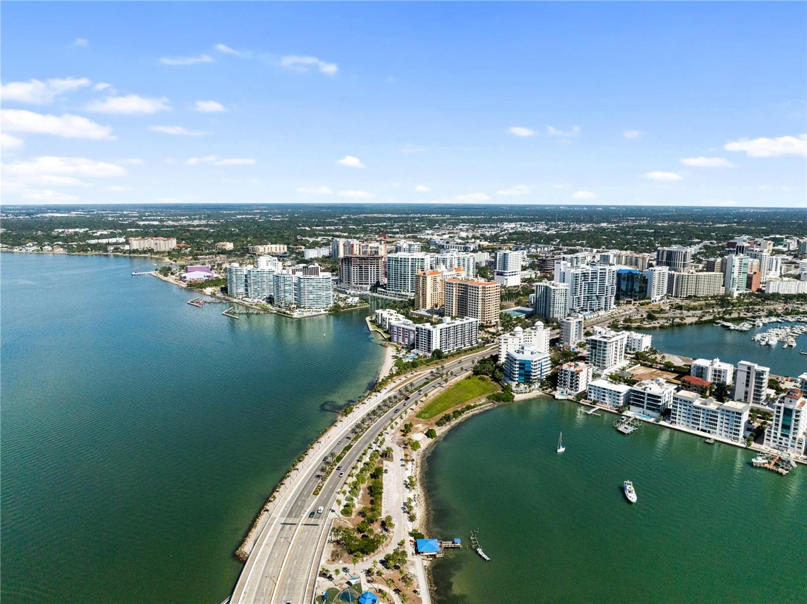 LAWRENCE POINTE II - Residential Lease