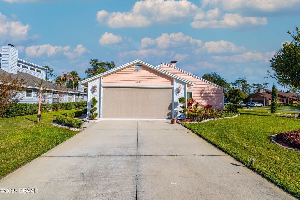 PELICAN BAY PH 04 UNIT 02 - Residential