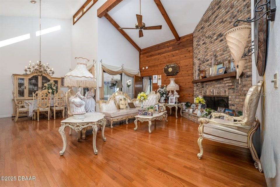 PELICAN BAY PH 04 UNIT 02 - Residential