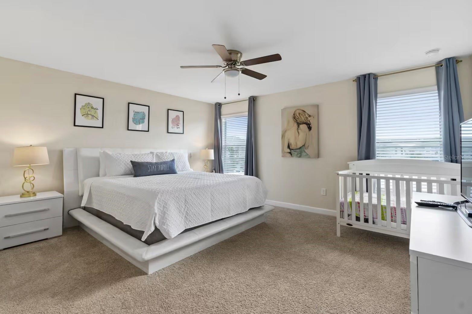 STOREY LAKE - Residential