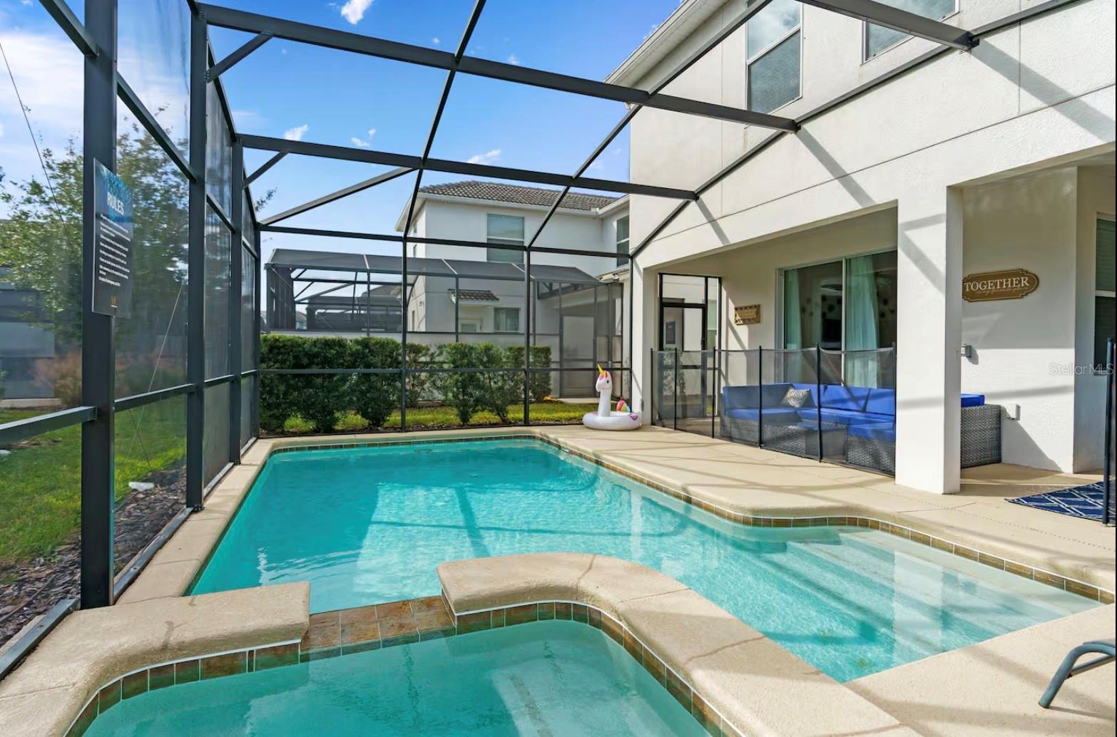 STOREY LAKE - Residential