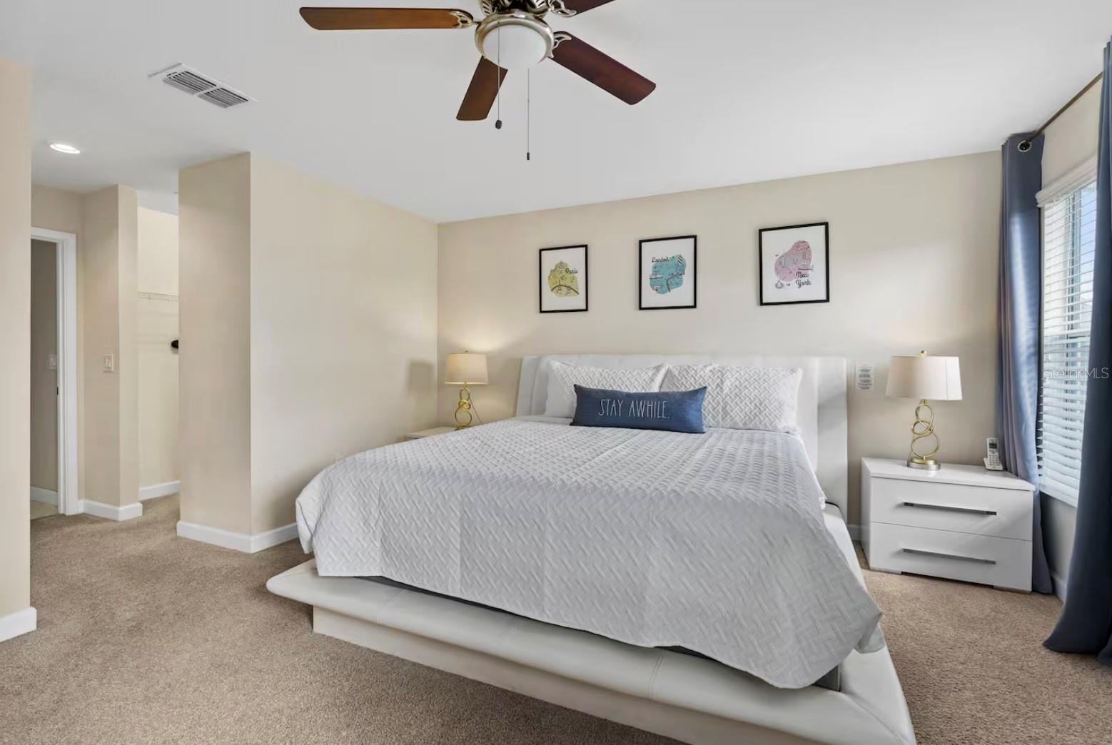 STOREY LAKE - Residential