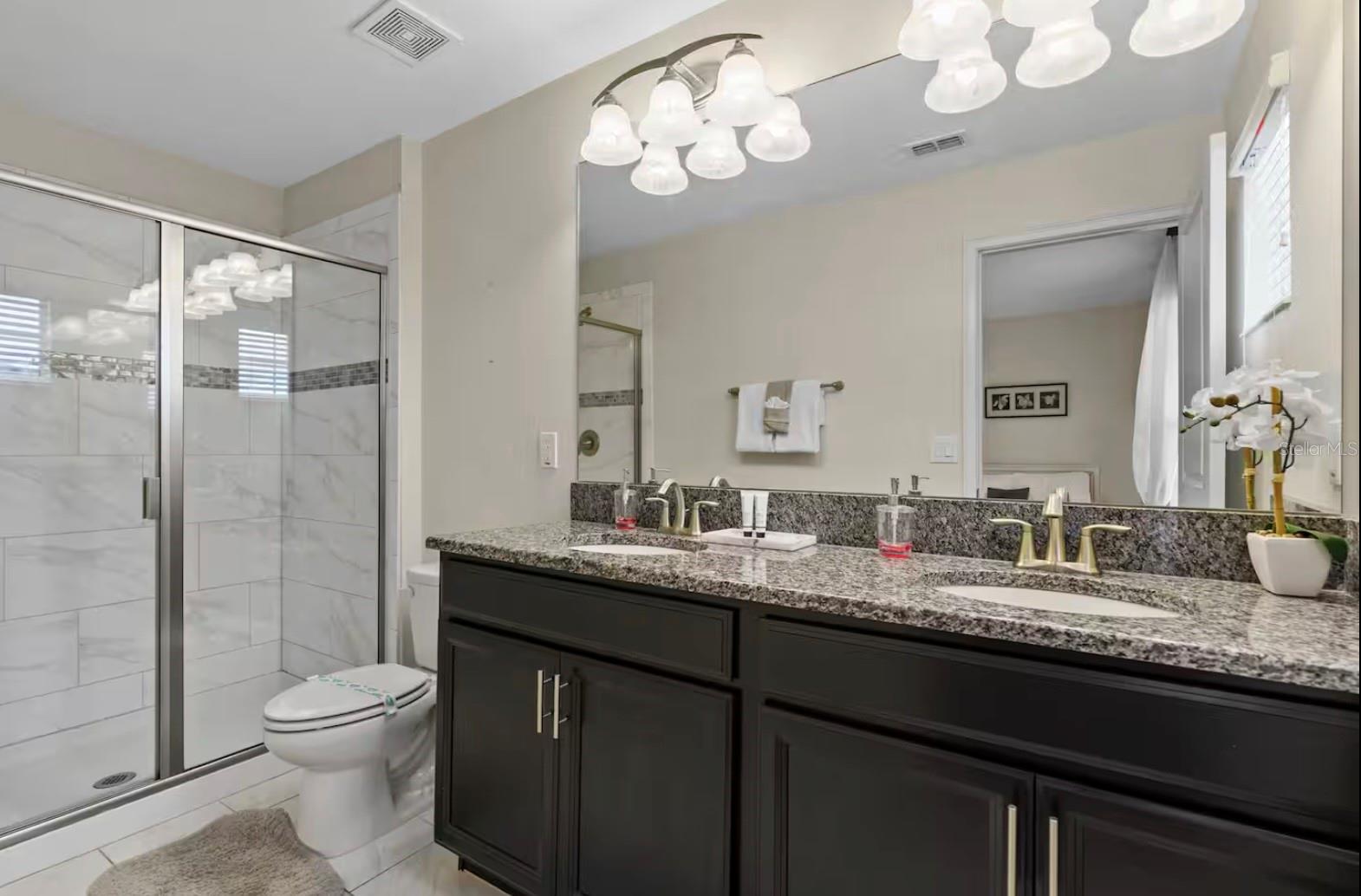 STOREY LAKE - Residential