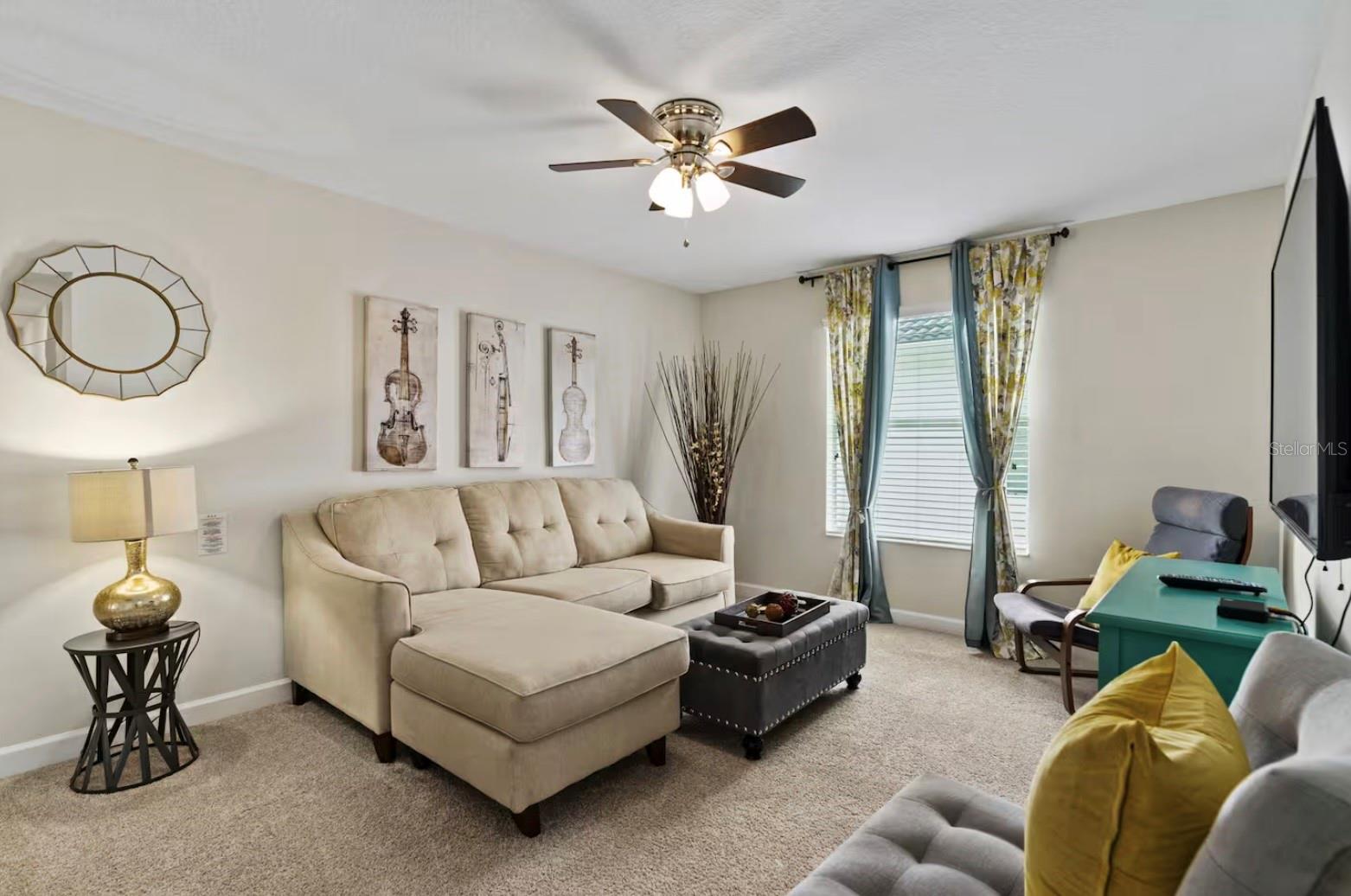 STOREY LAKE - Residential