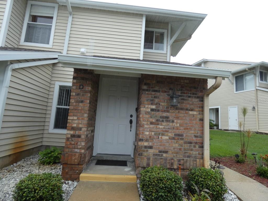 EAGLESWOOD CONDO - Residential