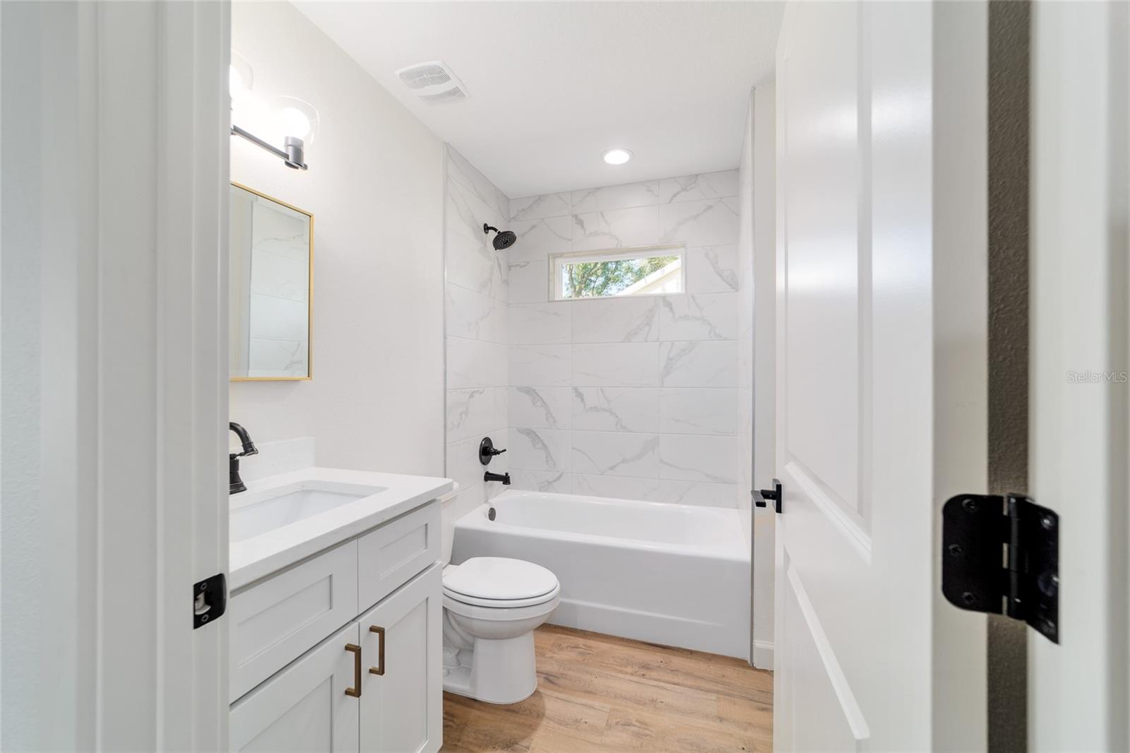 RAINBOW PARK - Residential