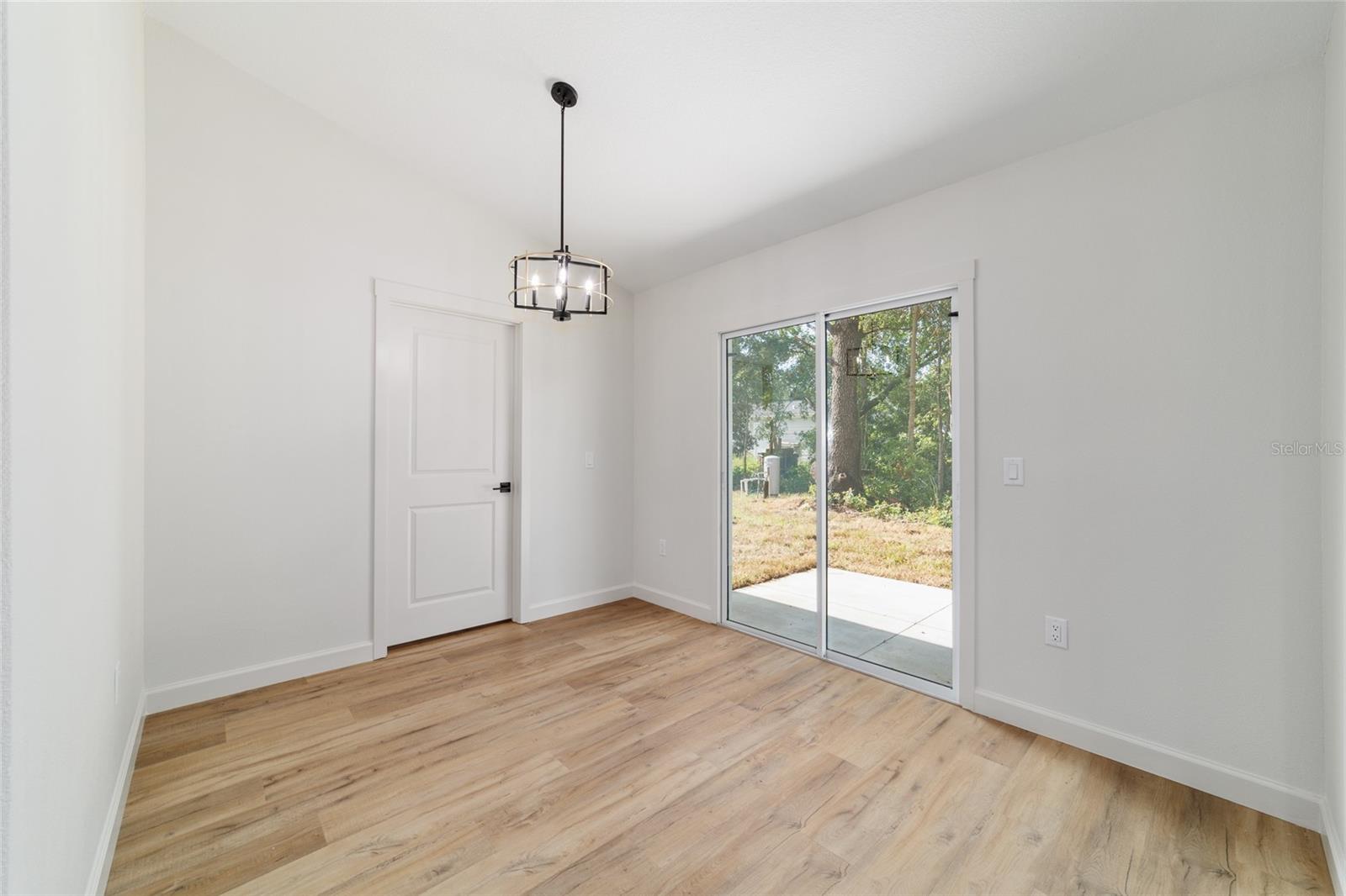 RAINBOW PARK - Residential