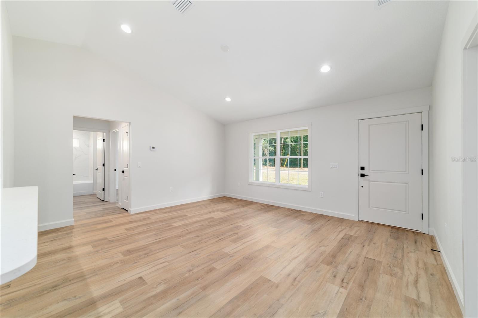 RAINBOW PARK - Residential