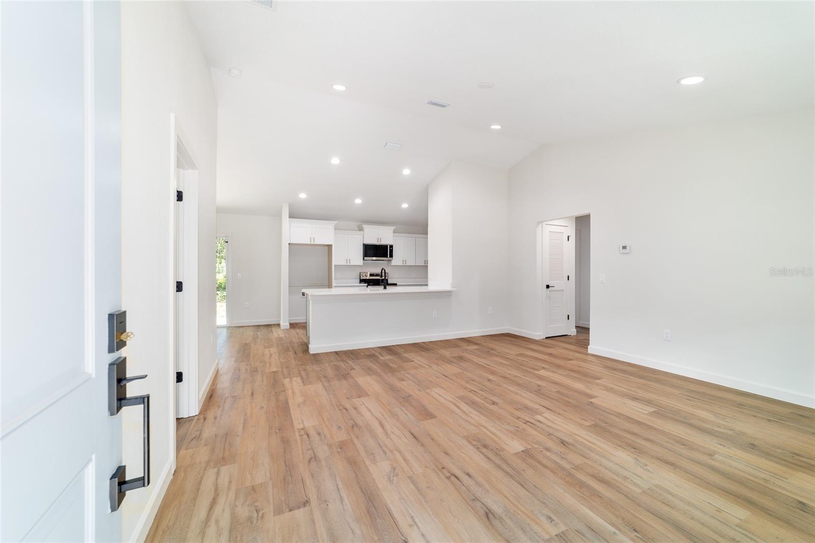 RAINBOW PARK - Residential