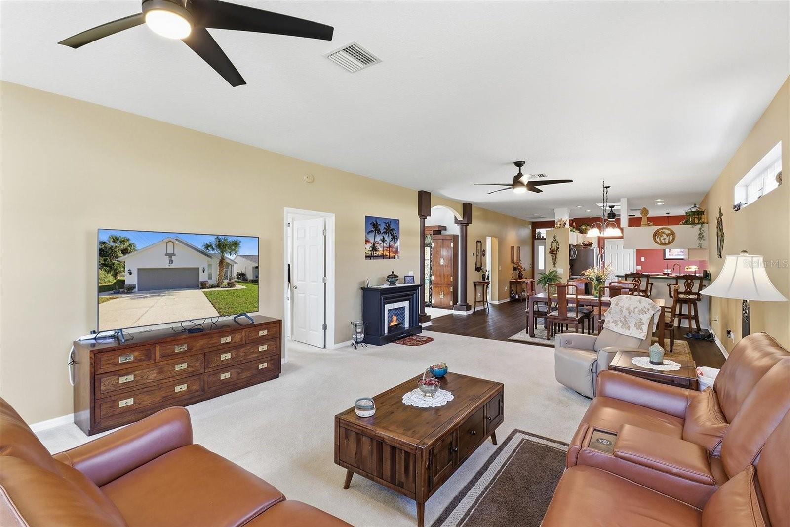 ROYAL OAKS THIRD ADD - Residential