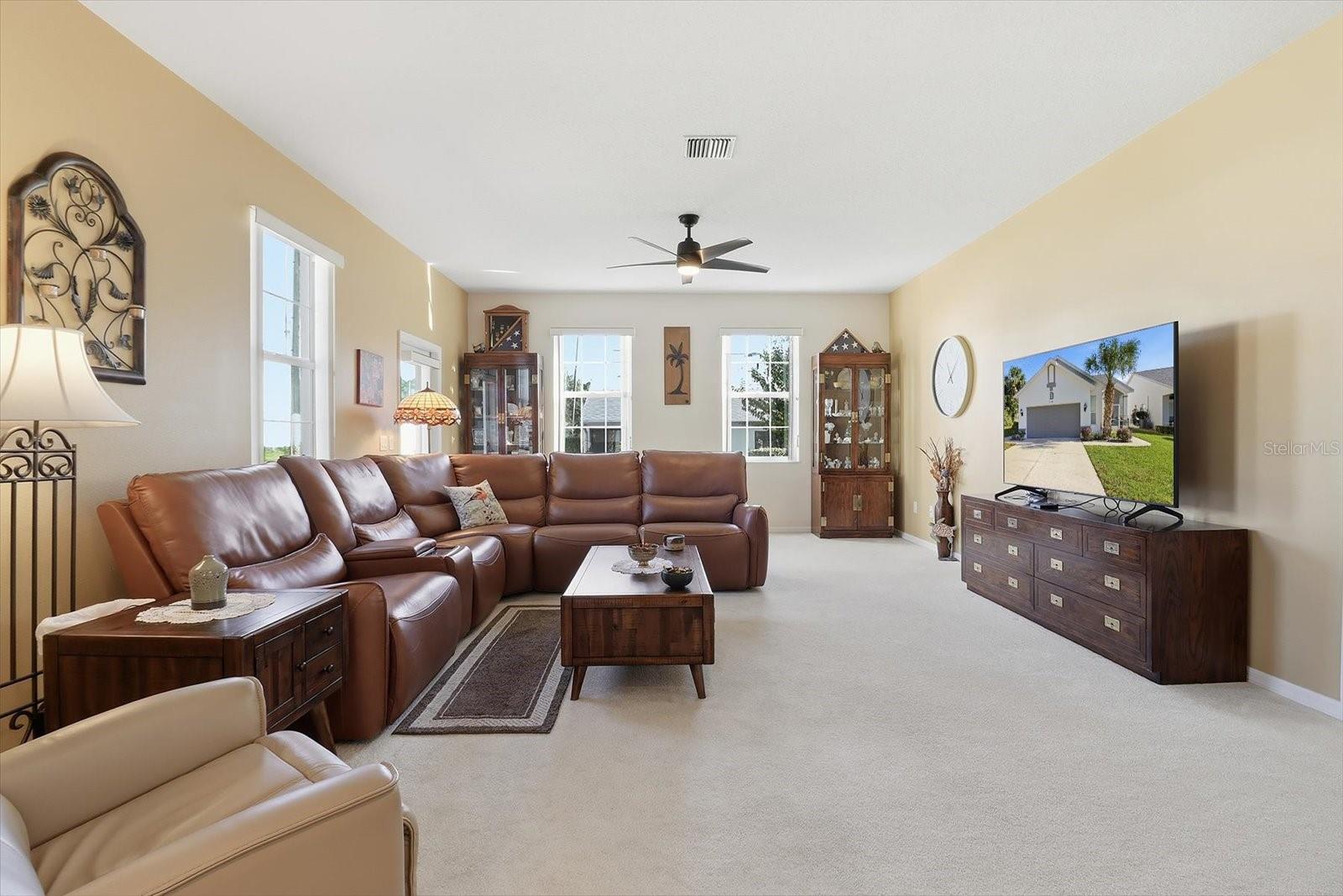 ROYAL OAKS THIRD ADD - Residential