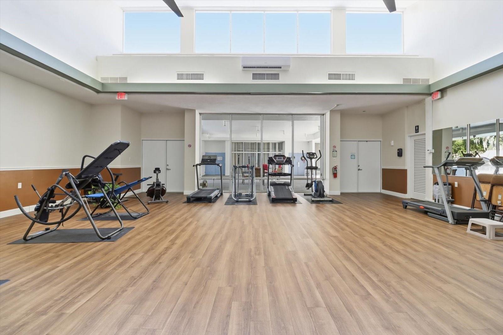 ROYAL OAKS THIRD ADD - Residential