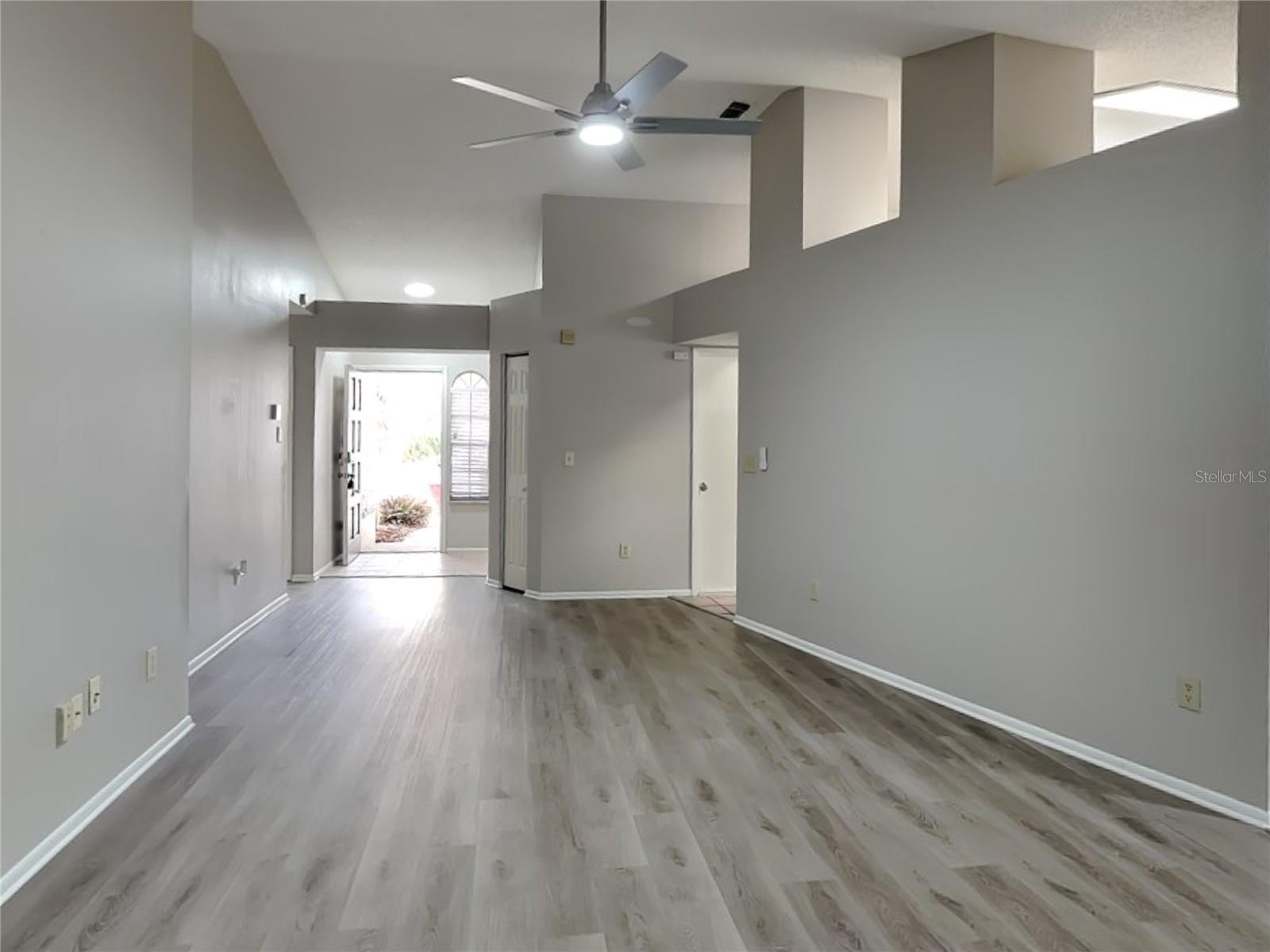 COUNTRY HILLS UNIT ONE A - Residential Lease