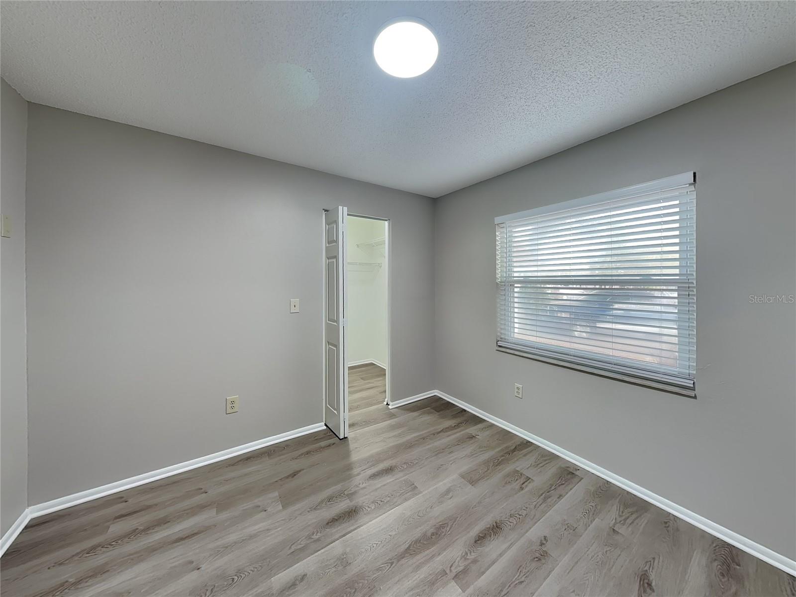 COUNTRY HILLS UNIT ONE A - Residential Lease