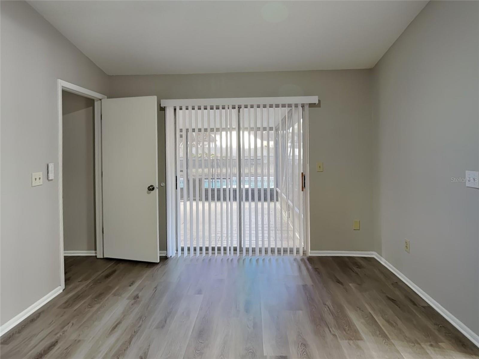 COUNTRY HILLS UNIT ONE A - Residential Lease