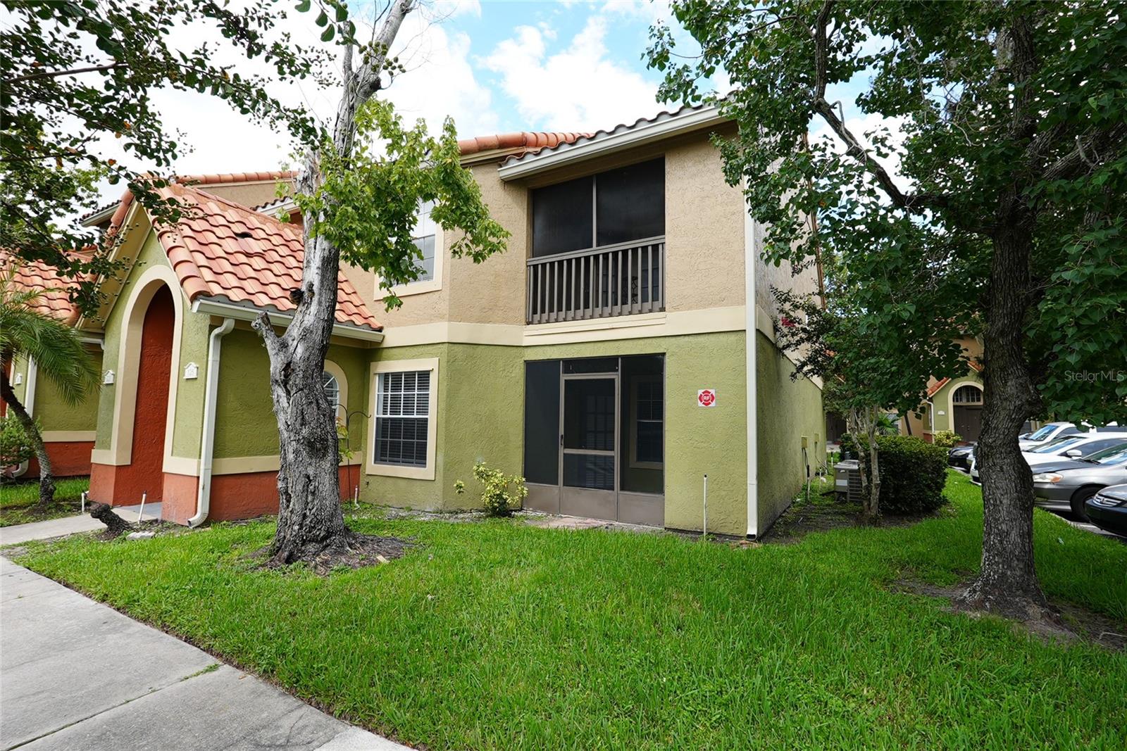 Great opportunity in Kissimmee! This cozy 2-bedroom, 2-bathroom condo offers 967 sq. ft. of well-designed living space in the quiet and secure gated community of Bella Vista Condominiums. Enjoy community amenities including a pool, gym, and recreational areas, all while being close to shopping, dining, and major roadways. Perfect as a home or investment, this condo combines comfort, functionality, and a prime location for easy living.