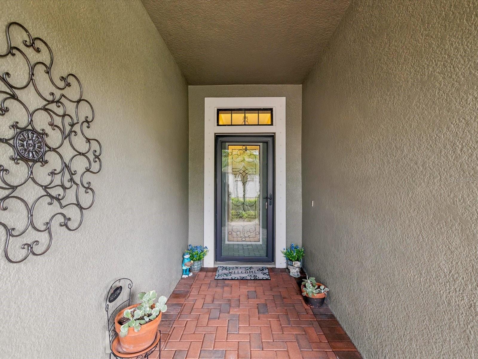 1716 CAMERON COURT